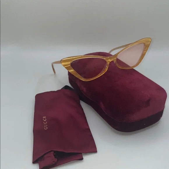 Gucci Women's Gold Cat-Eye Glasses - Picture 10 of 10